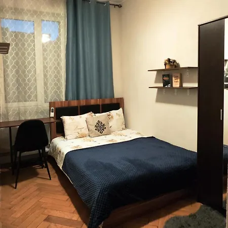 דירות בראשוב Old Town Cozy Flat חדר תמונה